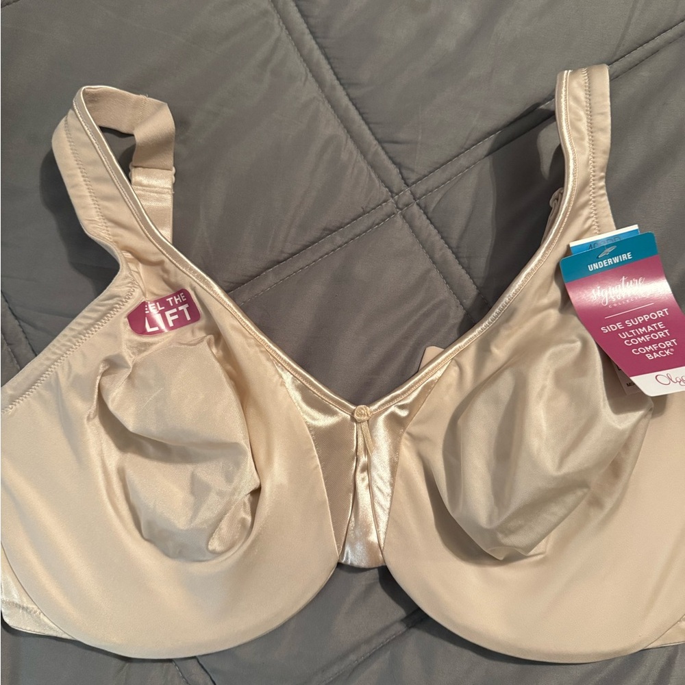Olga Women's Cream Lift Bra
